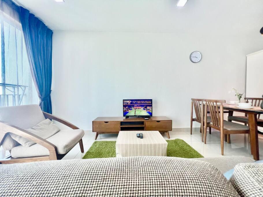 T3 1-10 Pax Trefoil 2Room Setia Alam Cozy Home Wifi Tv Екстер'єр фото