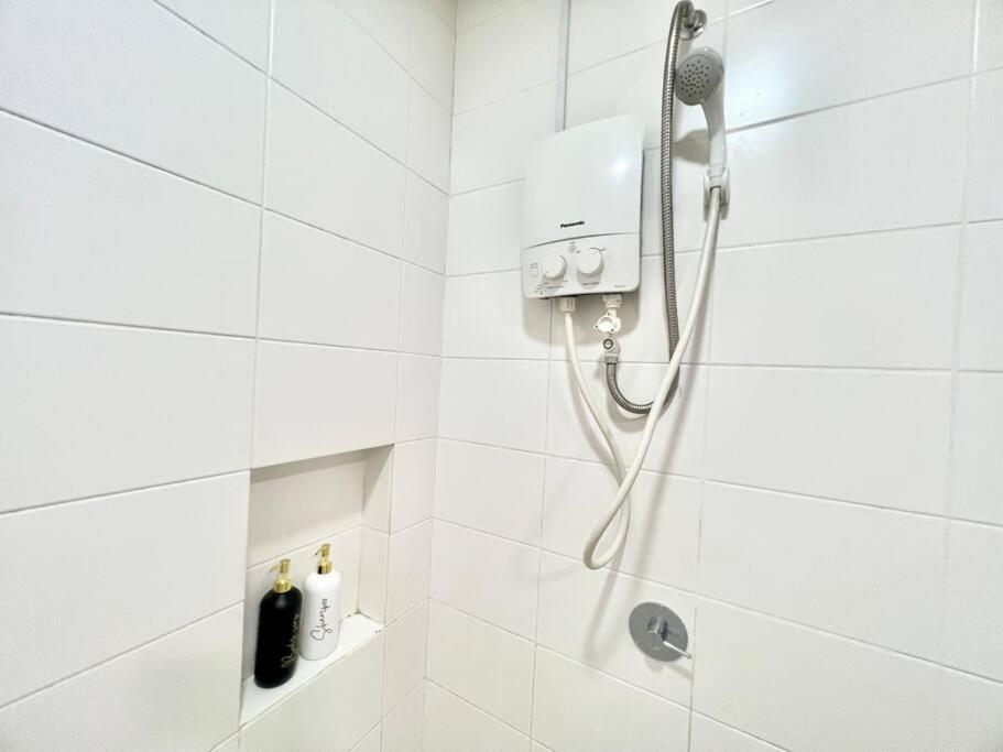T3 1-10 Pax Trefoil 2Room Setia Alam Cozy Home Wifi Tv Екстер'єр фото